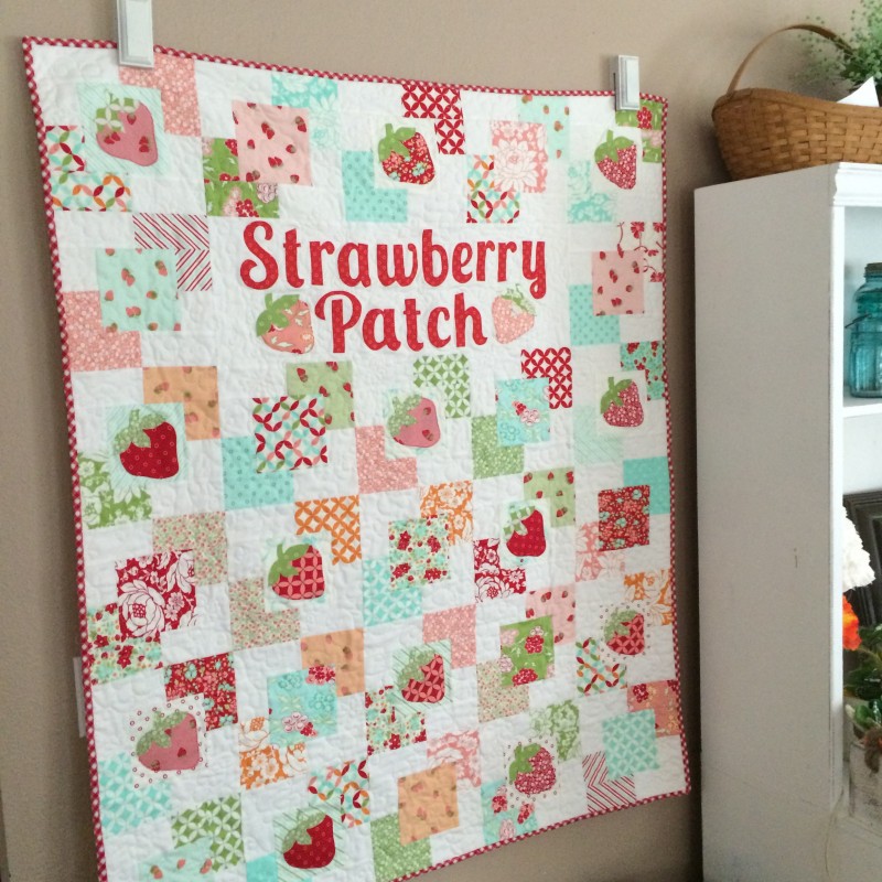 strawberry-patch-quilt-pattern-available-now