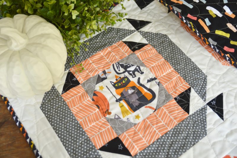 Little Spooks Quilt {a Five Fat Quarter Fun Quilt}