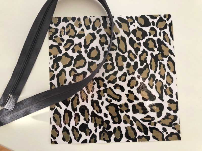 Vinyl Leopard Zipper Pouch Tutorial